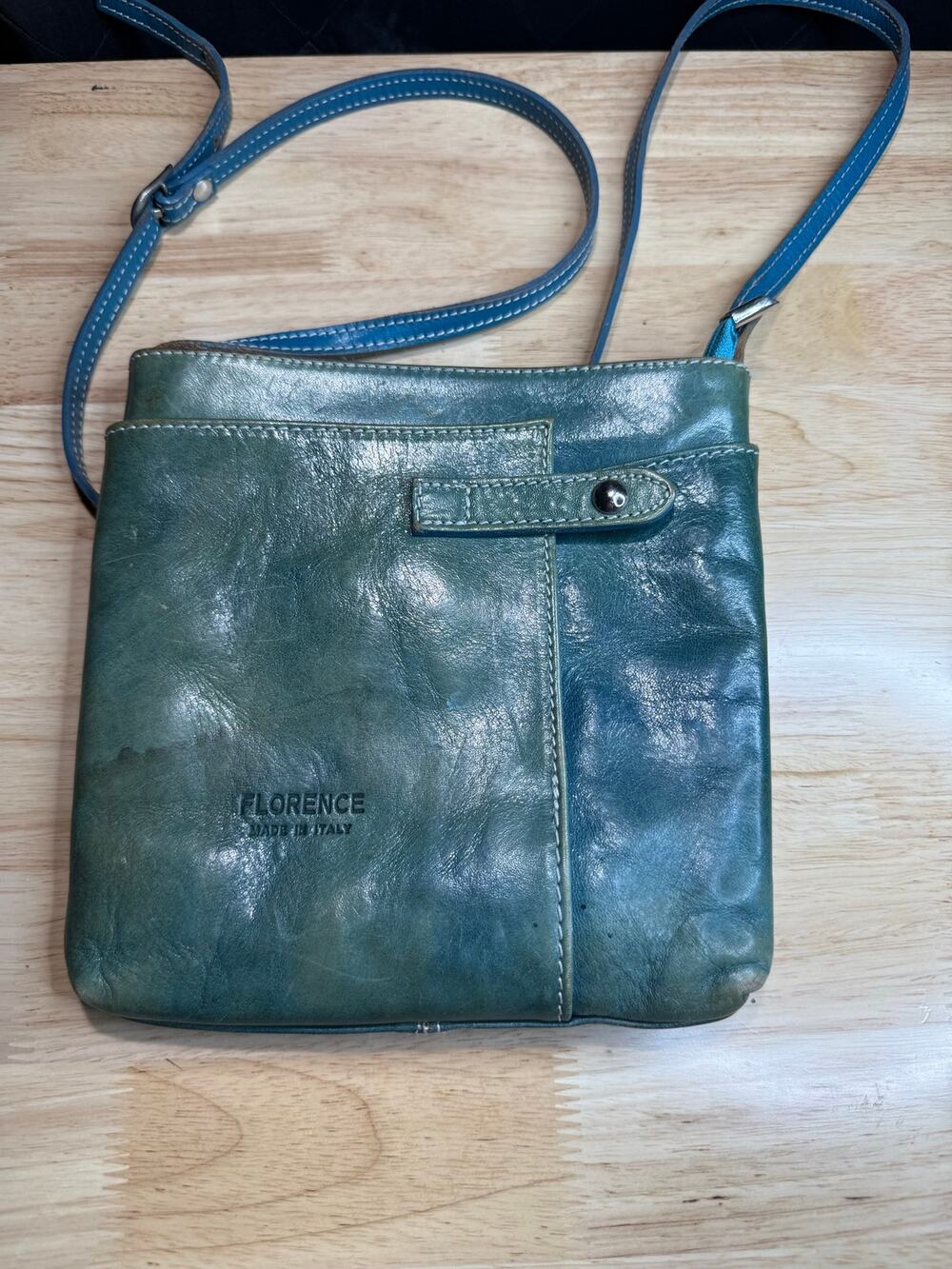 Vintage Florence Italian Leather Crossbody Shoulder Bag Green Small